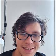 Profesor titulado en química por la universidad de barcelona. Y master en nanociencia, y en modelización computacional.